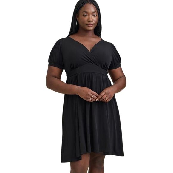 torrid Dresses & Skirts - Torrid Short Sleeve Surplice Neck Dress Size 3X Black